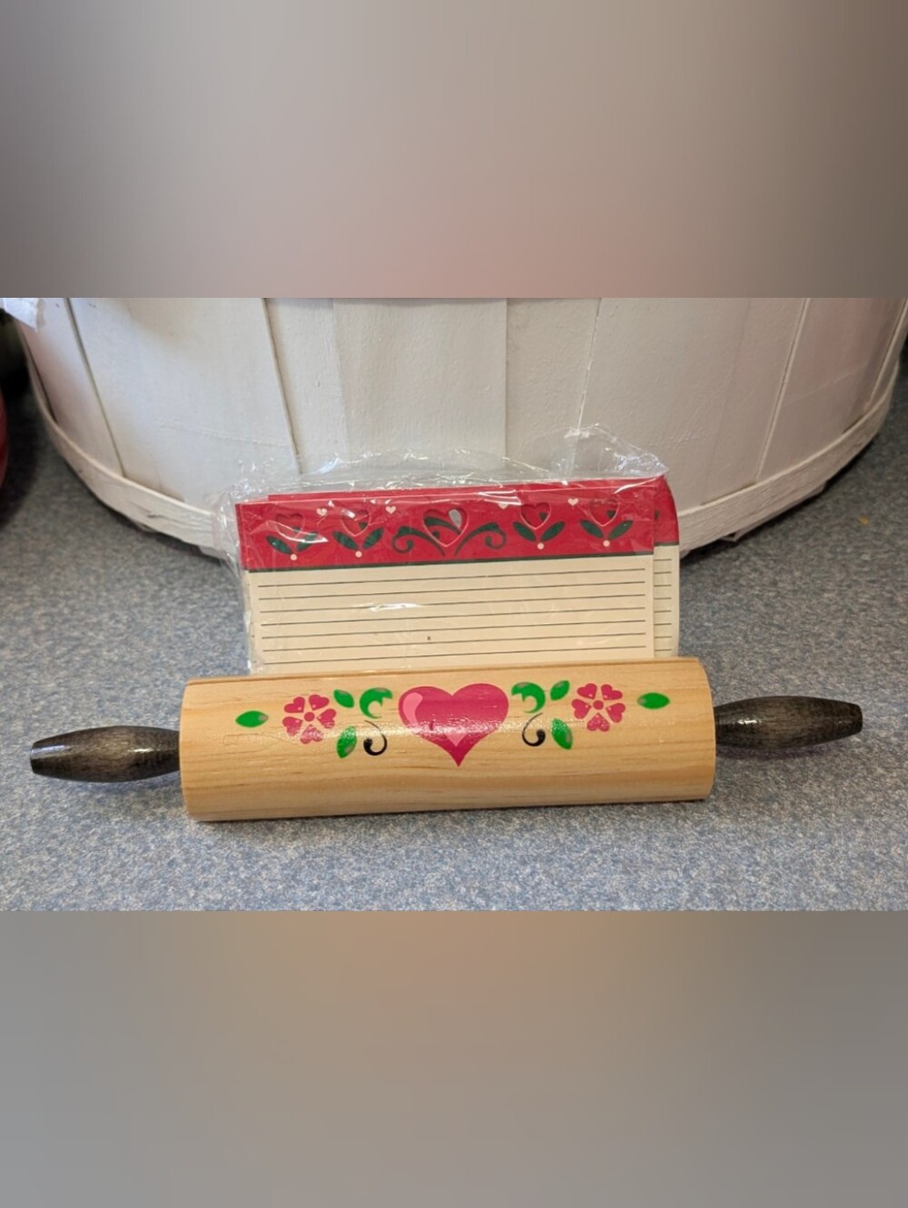 Vtg Giftco Wood Rolling Pin Recipe Card Holder Stand Country Hearts Cards